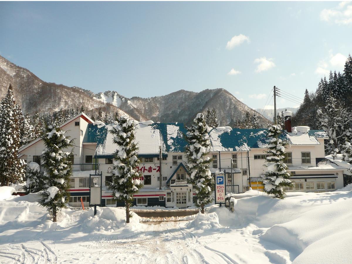 Kagura White Horse Inn Yuzawa  Buitenkant foto